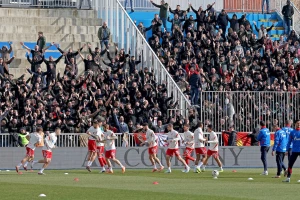 UŽIVO - Tenzično od starta, prekid u Pazaru!